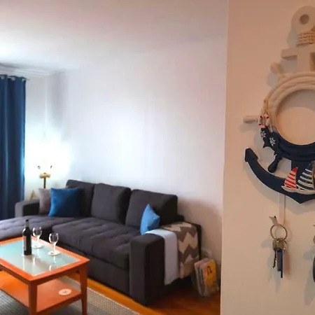 Estefania Santa Cruz (Madeira)