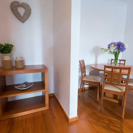 Estefania Santa Cruz (Madeira)